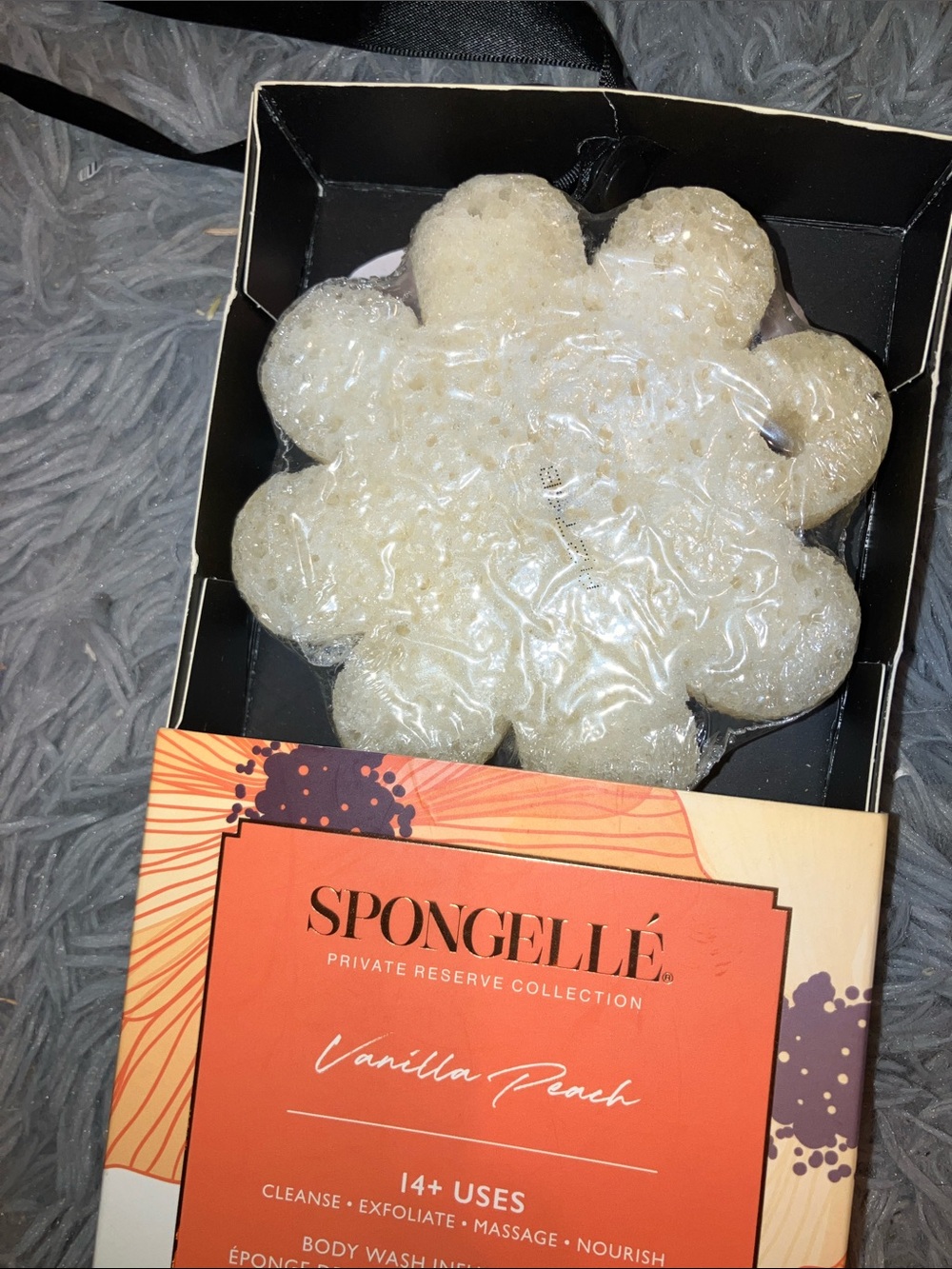 Spongelle Vanilla Peach Body Wash Infused Buffer - Vanilla -Peach - Picture 4 of 5